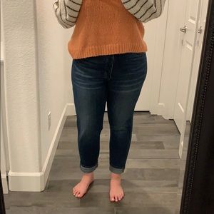 American Eagle High Rise Girlfriend Jean - Size 16